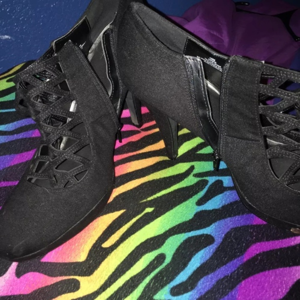 Black heels